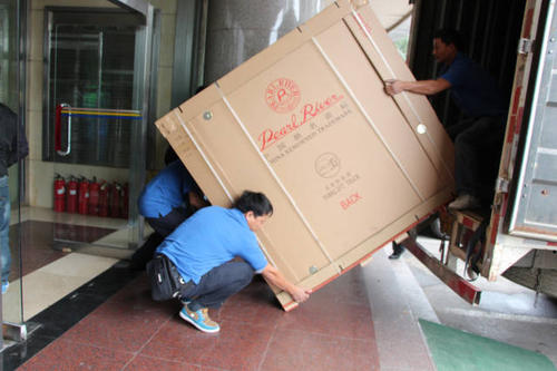 汝阳钢琴贵重工艺品无忧运